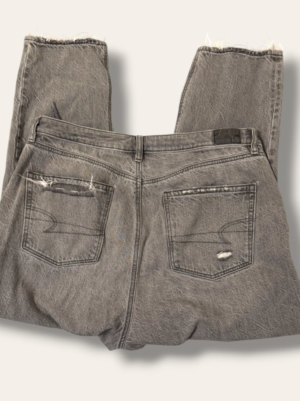 American Eagle Jeans Womens 14 Short Gray Distressed Ripped Cropped Raw Hem